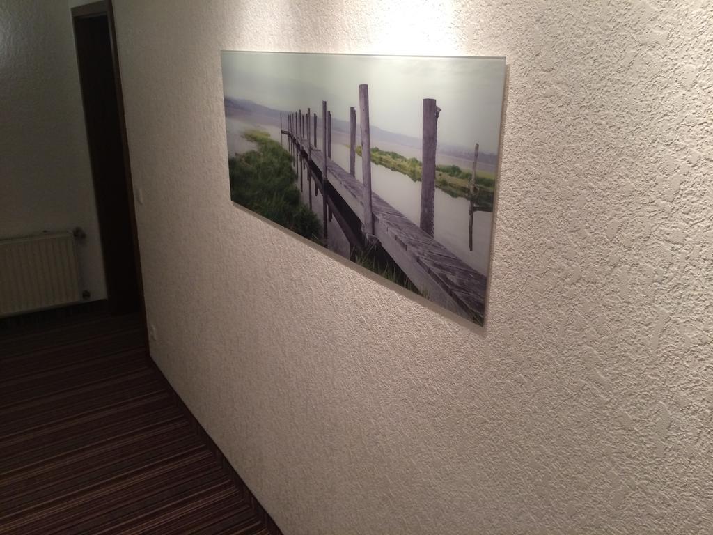 Hotel Zum Rosengarten ดาร์มชตัดต์ ภายนอก รูปภาพ